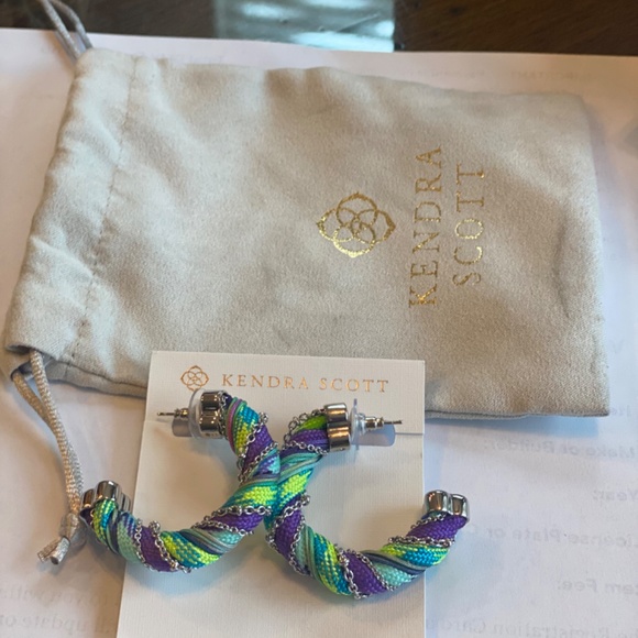 REG $98 KENDRA SCOTT MASIE CORDED 1.66" HOOP EARRINGS-PERIWINKLE MIX - Picture 7 of 8